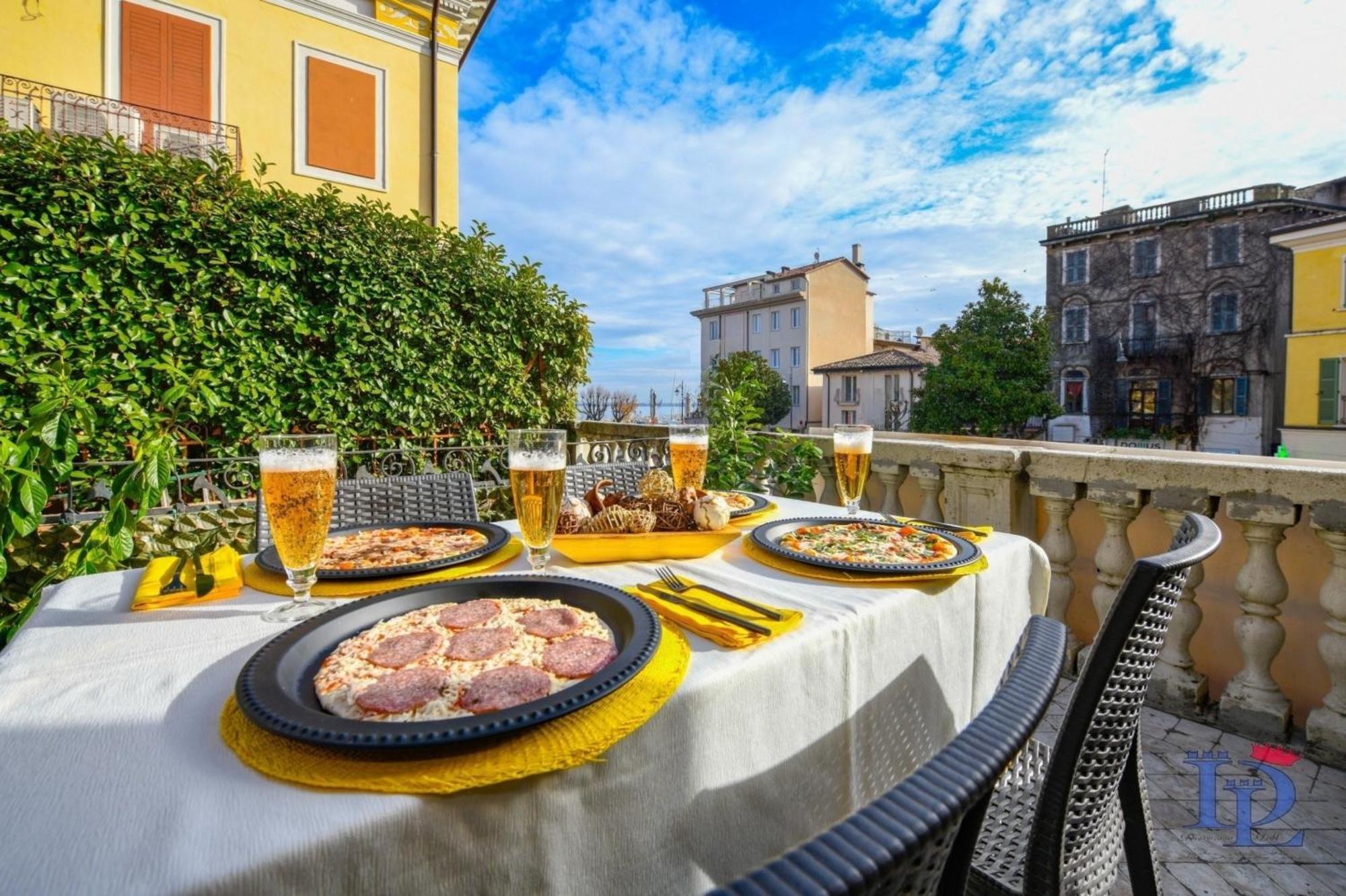 Ferienwohnung DesenzanoLoft Let It Be A Dream Desenzano del Garda Exterior foto