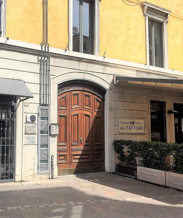 Ferienwohnung DesenzanoLoft Let It Be A Dream Desenzano del Garda Exterior foto